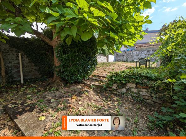 Maison de ville en pierre – 169 m² habitables – à fort potentiel – Limoges centre