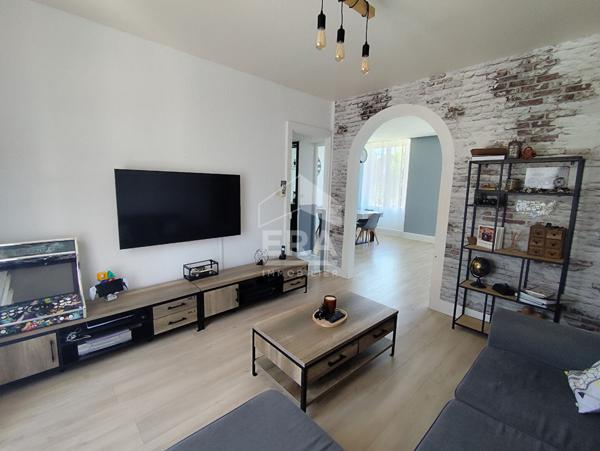 Maison au calme, proche bourg de L'Isle-Jourdain