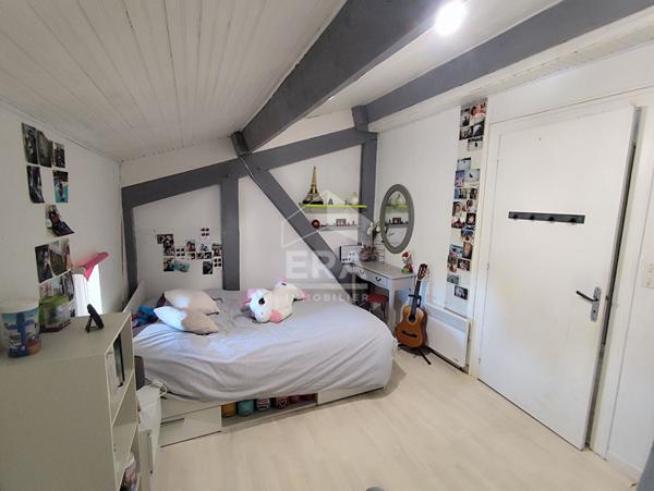 Maison au calme, proche bourg de L'Isle-Jourdain