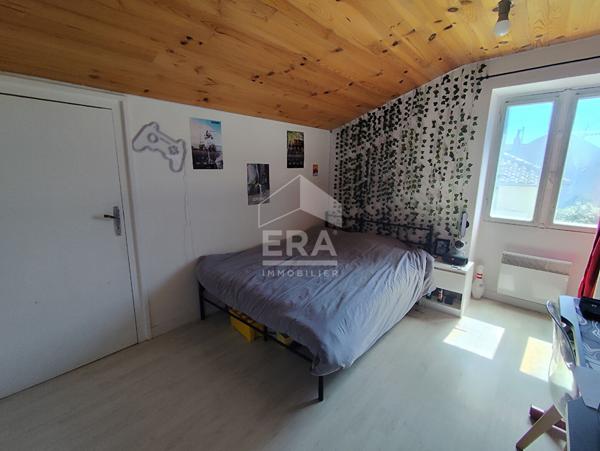 Maison au calme, proche bourg de L'Isle-Jourdain