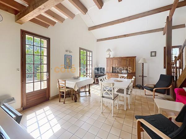 Vente
                Maison153 m² - 6 Pièces -
                    SAINT PIERRE D OLERON (17310)