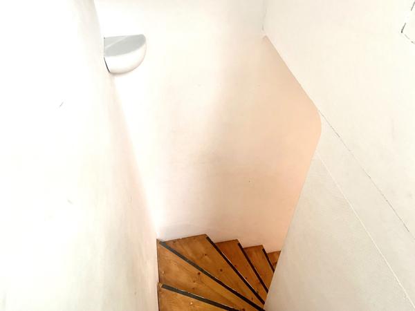 Decré- Appartement en duplex dernier étage