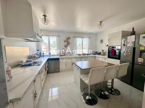 Maison à VILLEBOUGIS, 89150 - 6 pièces 149m²