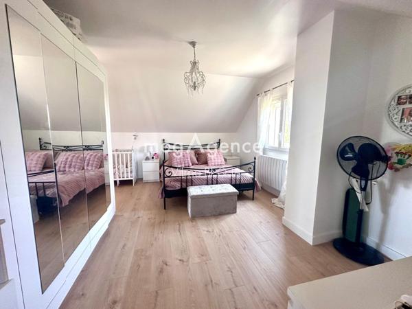 Maison à VILLEBOUGIS, 89150 - 6 pièces 149m²