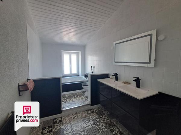 VASTE MAISON PARFAIT ETAT DE 245 M2 5 CHAMBRES  3 GARAGES