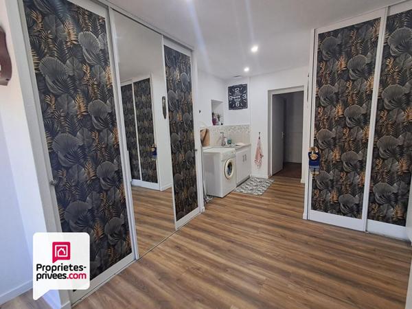 VASTE MAISON PARFAIT ETAT DE 245 M2 5 CHAMBRES  3 GARAGES