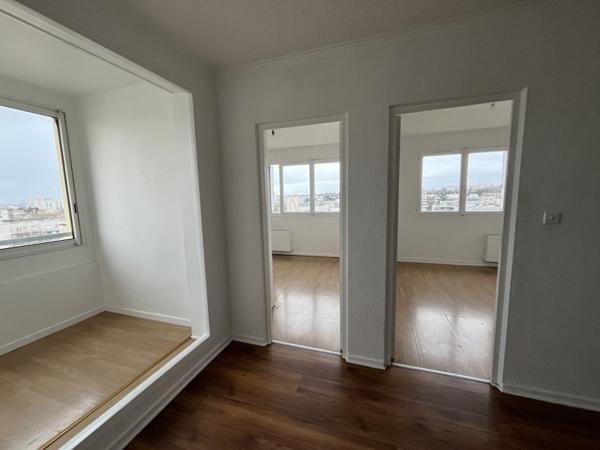 Appartement à vendre |  Saint-Priest |  3 pièces | 76 m²