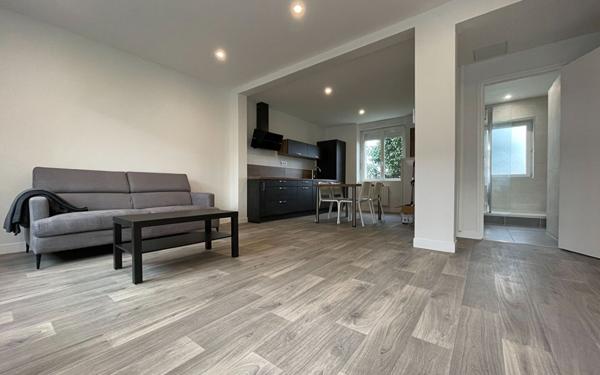 Immeuble à vendre    8 pièces •  Brest