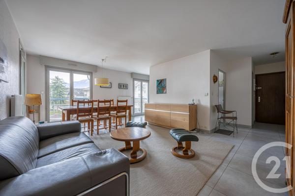 Appartement T4 à vendre  4 pièces - 79,10 m2 CHALLES LES EAUX - 73