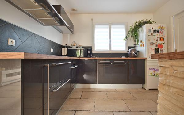 Maison à vendre    4 pièces • 99,57 m2 Béhen