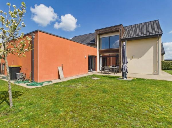 Maison 6 pièces - 160 m²