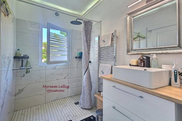 * BAISSE DE PRIX * Maison de caractère 4 pièces avec magnifique jardin - ROSNY SUR SEINE (78)