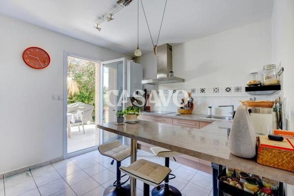 Vente Maison 4 pièces de 112m² - 69150 Décines-Charpieu
