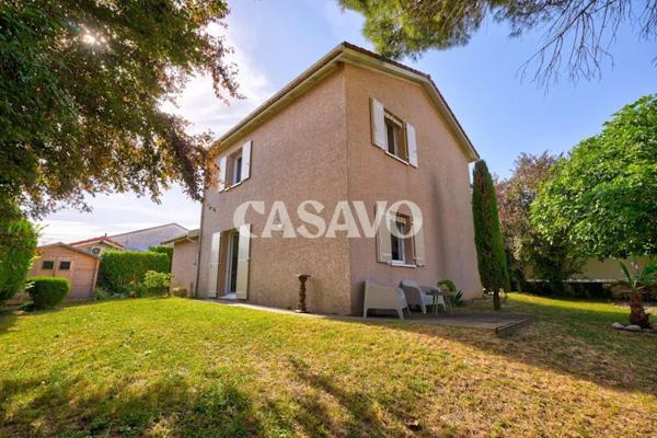Vente Maison 4 pièces de 112m² - 69150 Décines-Charpieu