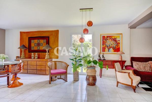 Vente Maison 4 pièces de 112m² - 69150 Décines-Charpieu