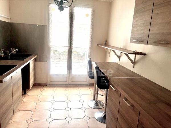 *Honfleur/Saint-Sauveur* Maison T6 de 102 m² avec double garage et jardin