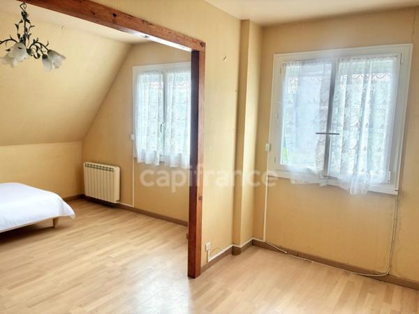 *Honfleur/Saint-Sauveur* Maison T6 de 102 m² avec double garage et jardin