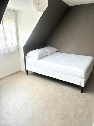 *Honfleur/Saint-Sauveur* Maison T6 de 102 m² avec double garage et jardin