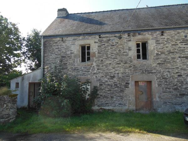 Maison en pierre à aménager