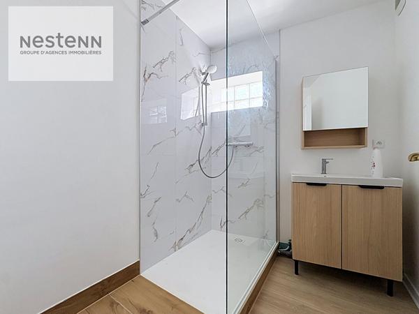 APPARTEMENT 2 PICES RENOVE / HYPER CENTRE / BORDS DE LOIRE / PARKING / CALME
