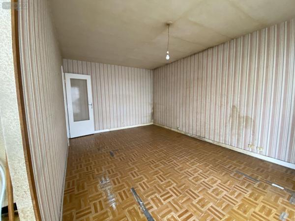 Appartement à rénover à vendre à Brest dans le Finistère (29200), ref : 030/411   
Bellevue