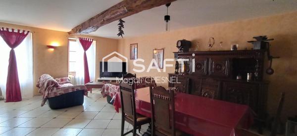 IMMEUBLE MIXTE – LOCAL COMMERCIAL + HABITATION – 220 m² – PROCHE RENNES