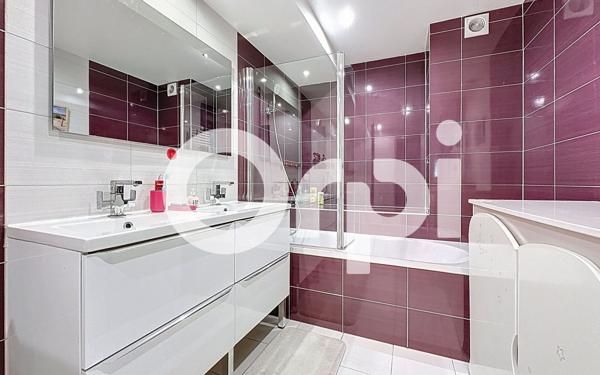 Appartement à vendre    4 pièces • 132,20 m2 Viuz-en-Sallaz