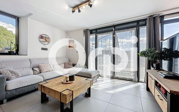 Appartement à vendre    4 pièces • 132,20 m2 Viuz-en-Sallaz