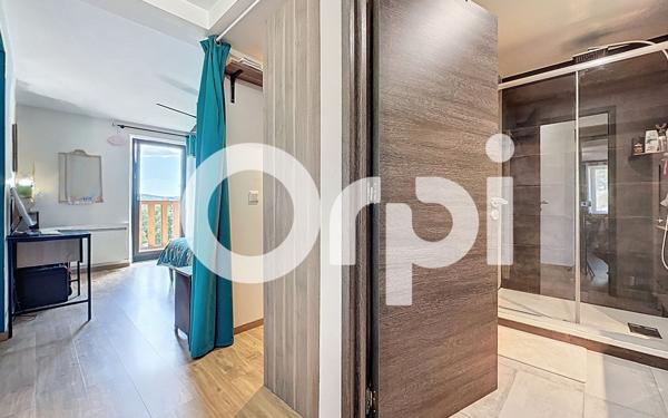 Appartement à vendre    4 pièces • 132,20 m2 Viuz-en-Sallaz