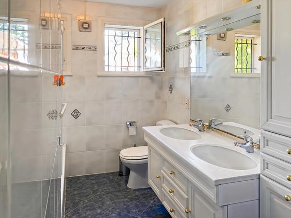 Maison à vendre 6 pièces POUGNY (01)