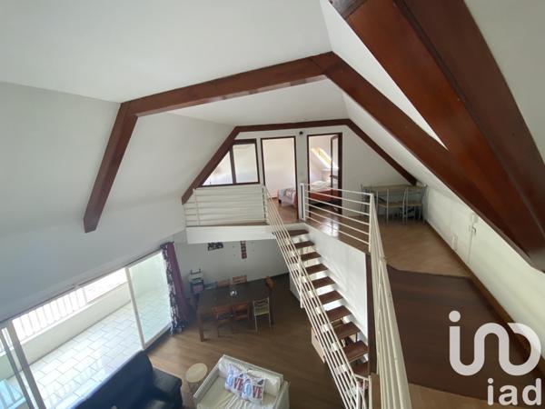 Appartement 4 pièces de 110 m² à Saint-Pierre (97410)