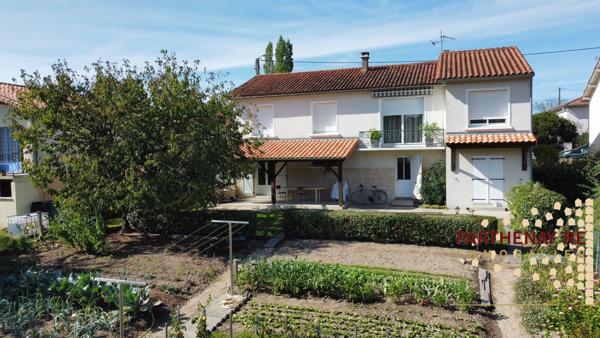 Pavillon sur sous-sol proche rivière