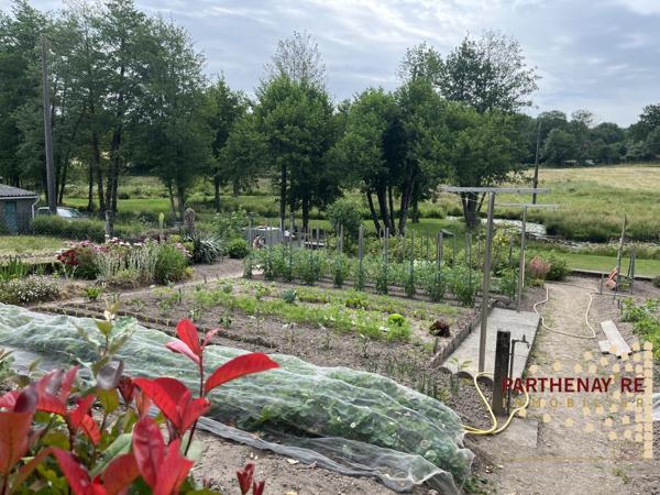Pavillon sur sous-sol proche rivière