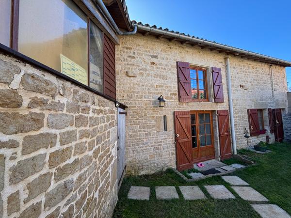 Ensemble de 2 charmantes maisons