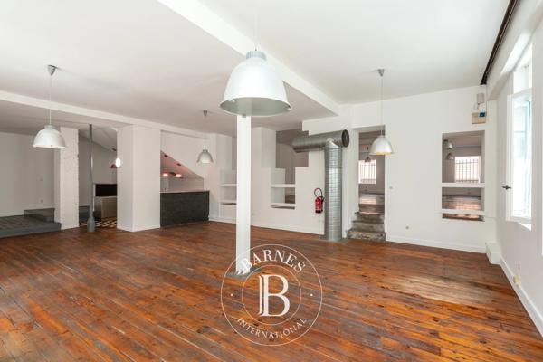 Lyon 7ème, Appartement 4 Chambres -  244 m² à vendre