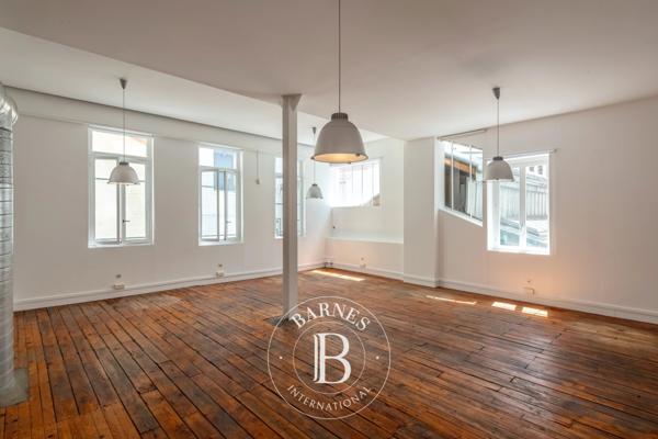Lyon 7ème, Appartement 4 Chambres -  244 m² à vendre