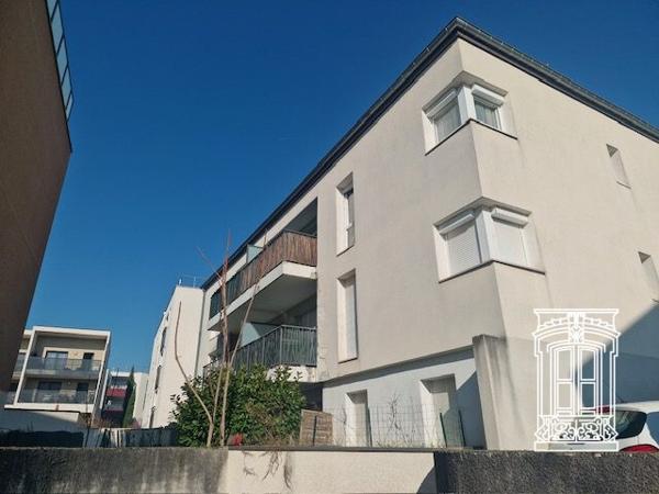 A vendre : T3 de 70m2 à Meyzieu Centre