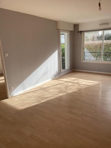 Appartement de Type 3 en rez de Chaussé avec Garage Fermé