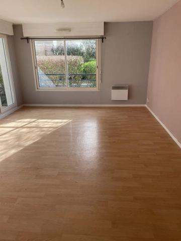 Appartement de Type 3 en rez de Chaussé avec Garage Fermé