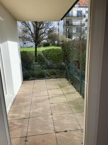 Appartement de Type 3 en rez de Chaussé avec Garage Fermé