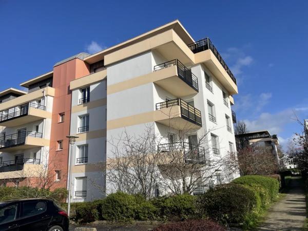 Appartement de Type 3 en rez de Chaussé avec Garage Fermé