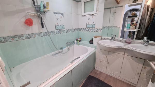 Maison à vendre 5 pièces sur terrain constructible CHESSY (77)