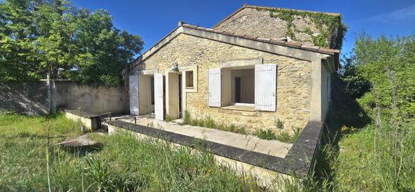 L'Isle-sur-la-Sorgue (84800) Rare: Mazet provençal du 19ème siècle de 49 m² + terrasse 27 m² – Quartier Saint-Antoine