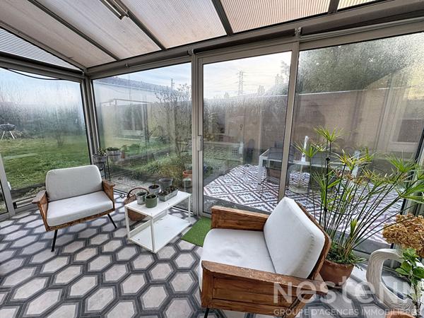 Nantes Sud, Maison de charme deux chambres, garage, dépendance, busway et commerces