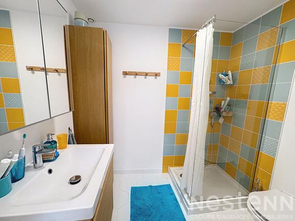 Nantes Sud, Maison de charme deux chambres, garage, dépendance, busway et commerces