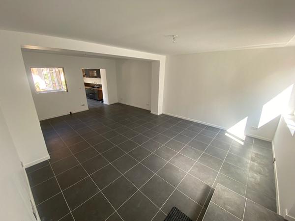 Achat maison près de VAUX SUR SEINE - 7 pièce(s) - 145 m² - 385 000 €