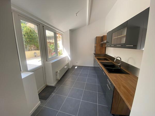 Achat maison près de VAUX SUR SEINE - 7 pièce(s) - 145 m² - 385 000 €