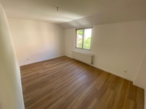 Achat maison près de VAUX SUR SEINE - 7 pièce(s) - 145 m² - 385 000 €