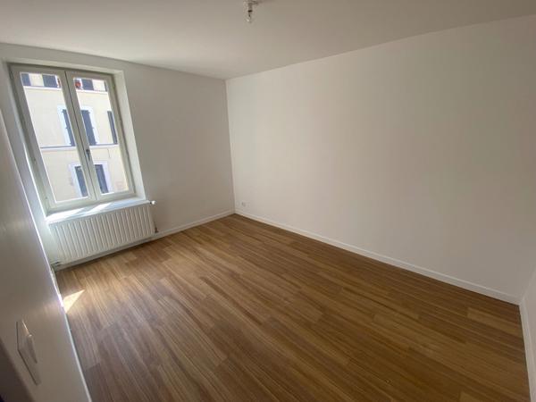 Achat maison près de VAUX SUR SEINE - 7 pièce(s) - 145 m² - 385 000 €