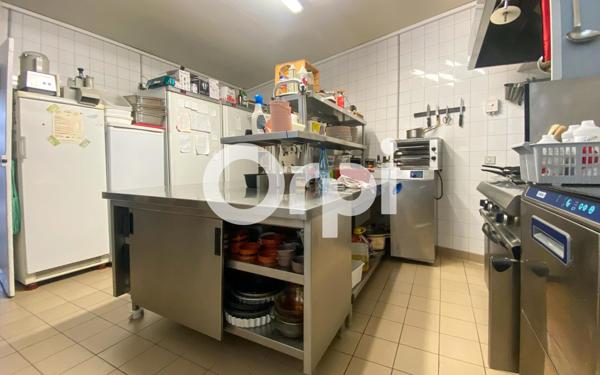 Immeuble à vendre    5 pièces •  Saumur